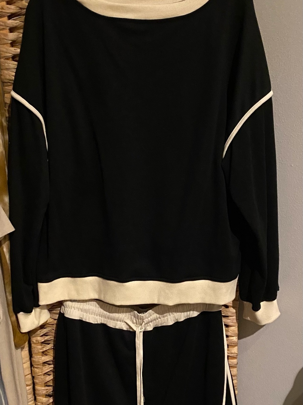 Black & Cream Women's Lounge Set
